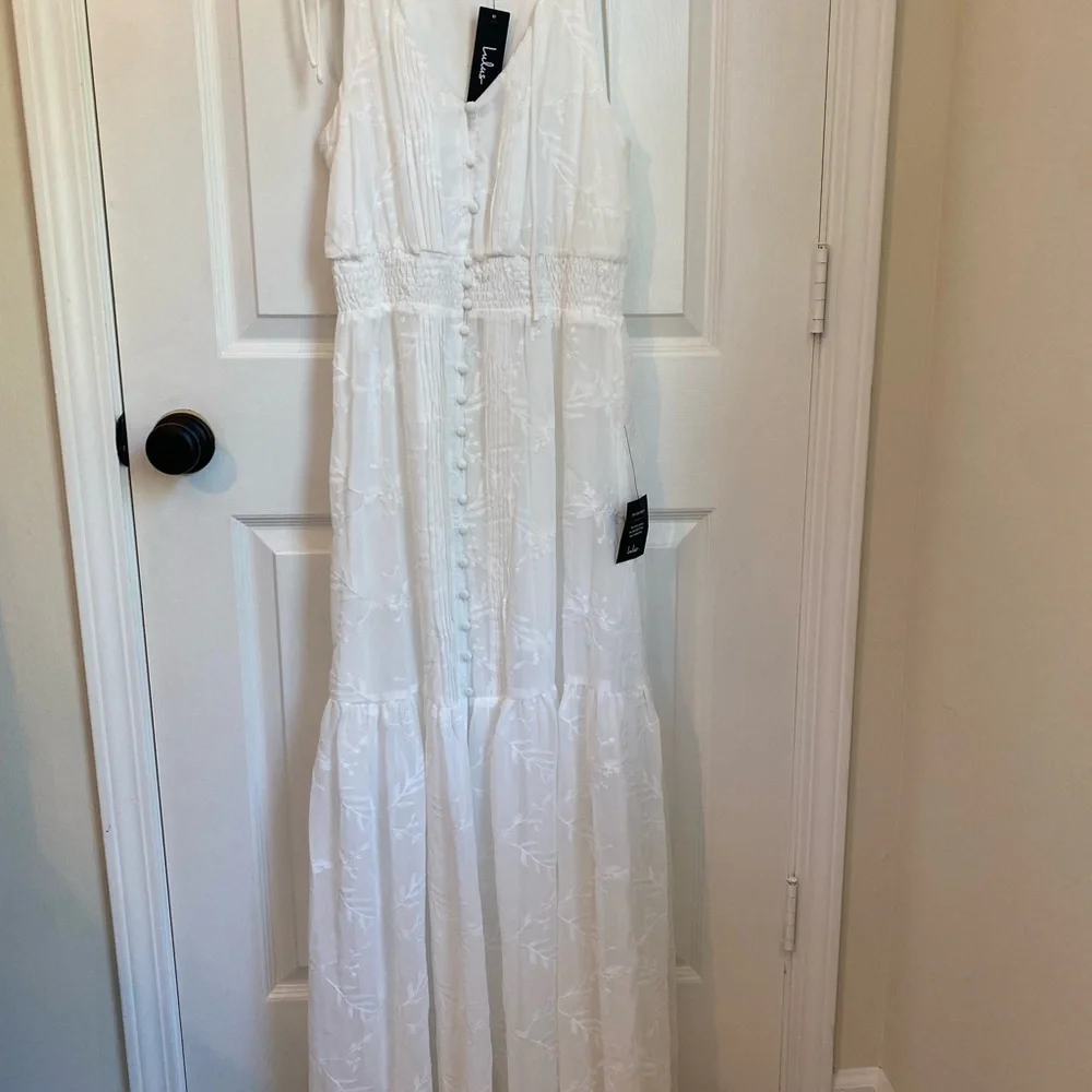 Lulu's Ivory Button-Down Maxi Dress NWT - Picture 1 of 9